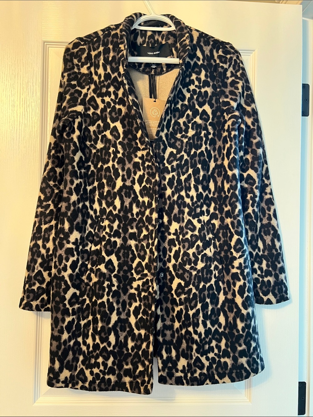 Vero Moda Leopard Print Coat - Black and Tan